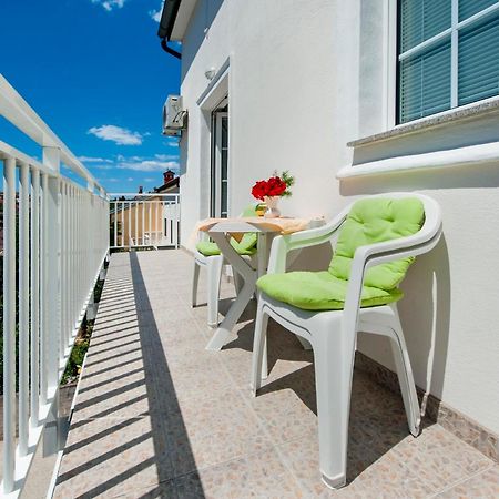 Marko Apartmani Rovigno Esterno foto