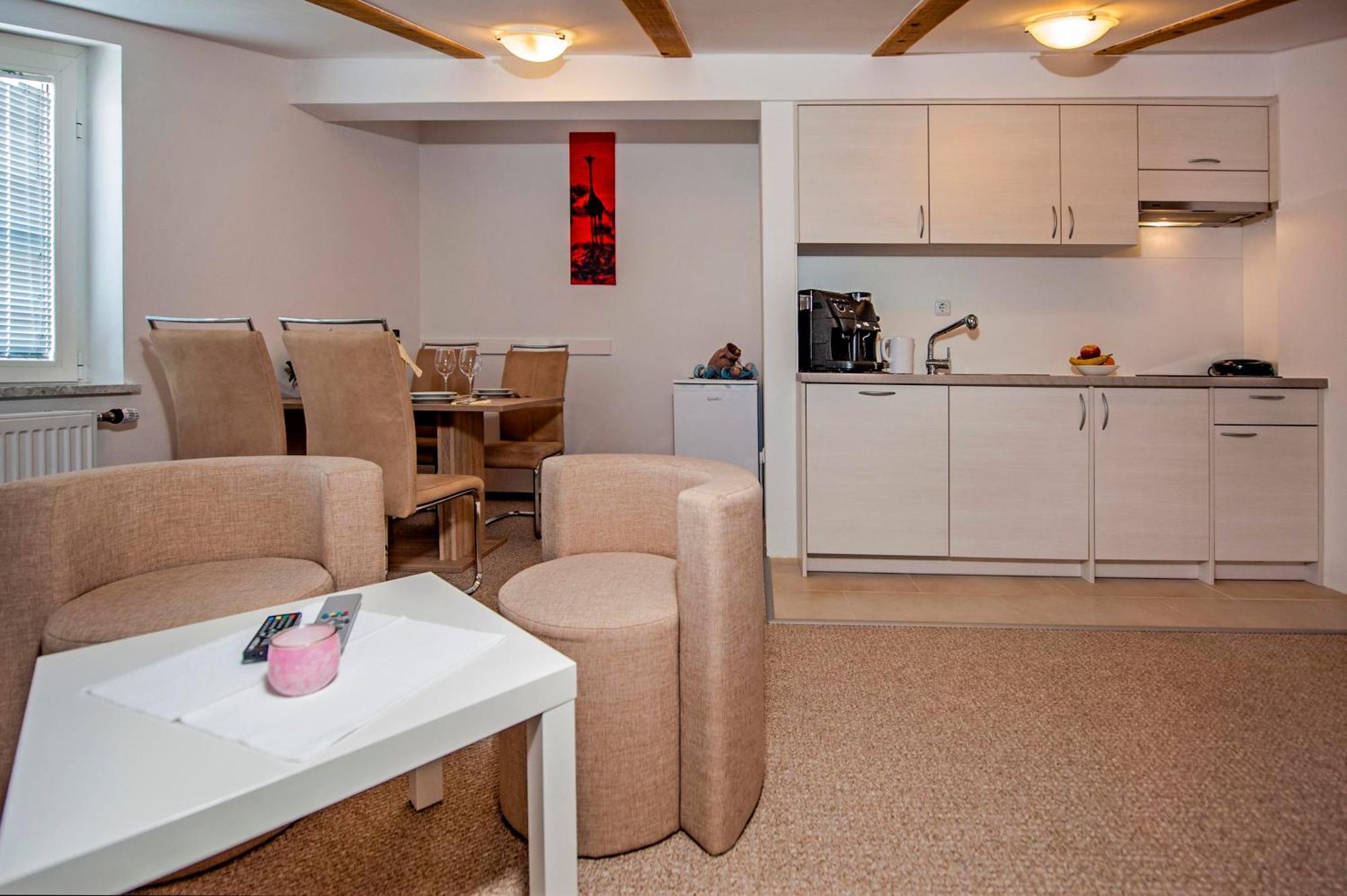 Marko Apartmani Rovigno Esterno foto