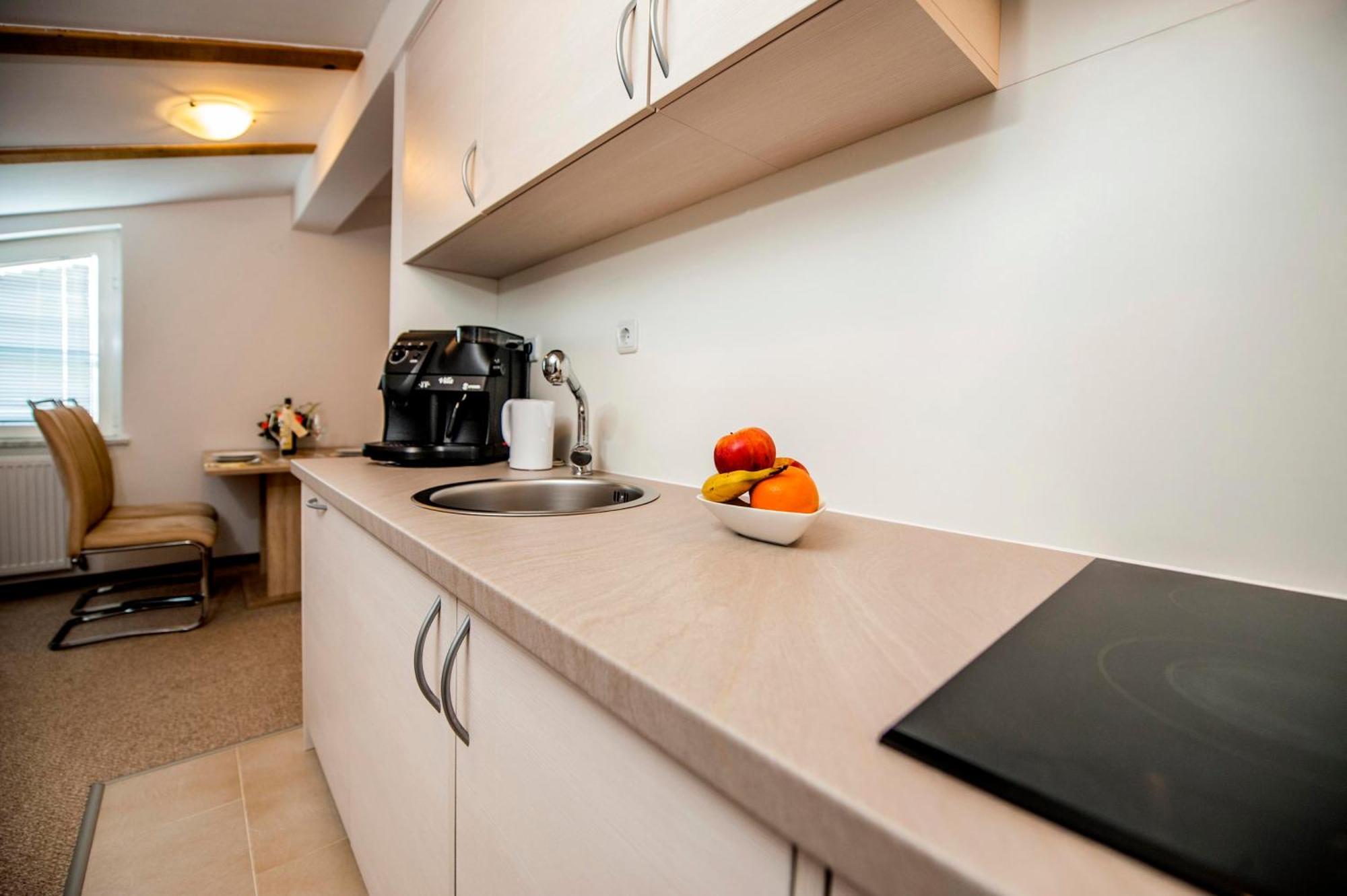 Marko Apartmani Rovigno Esterno foto