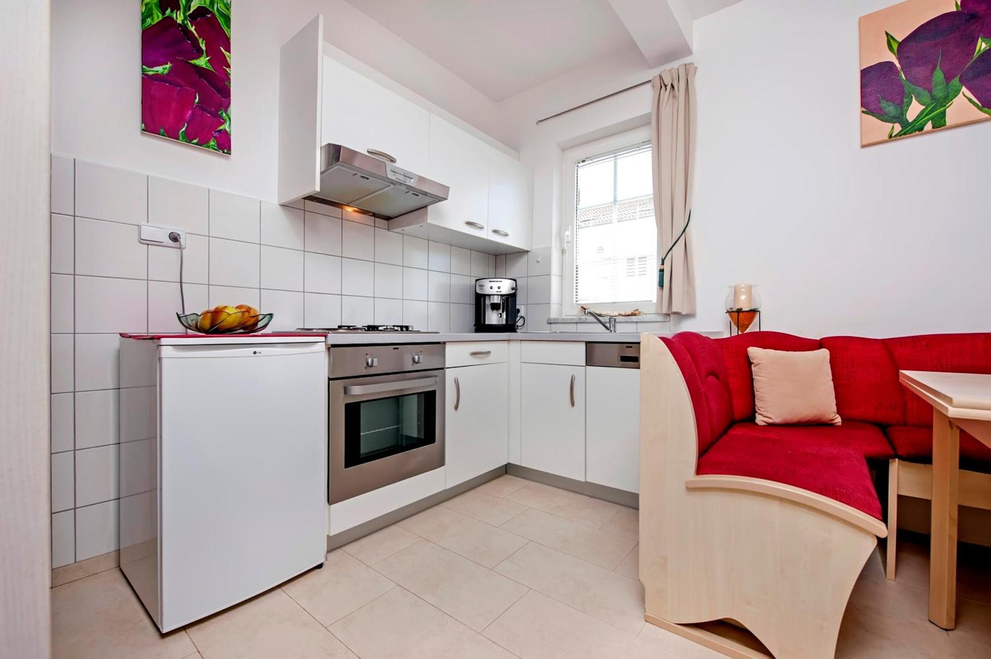 Marko Apartmani Rovigno Esterno foto
