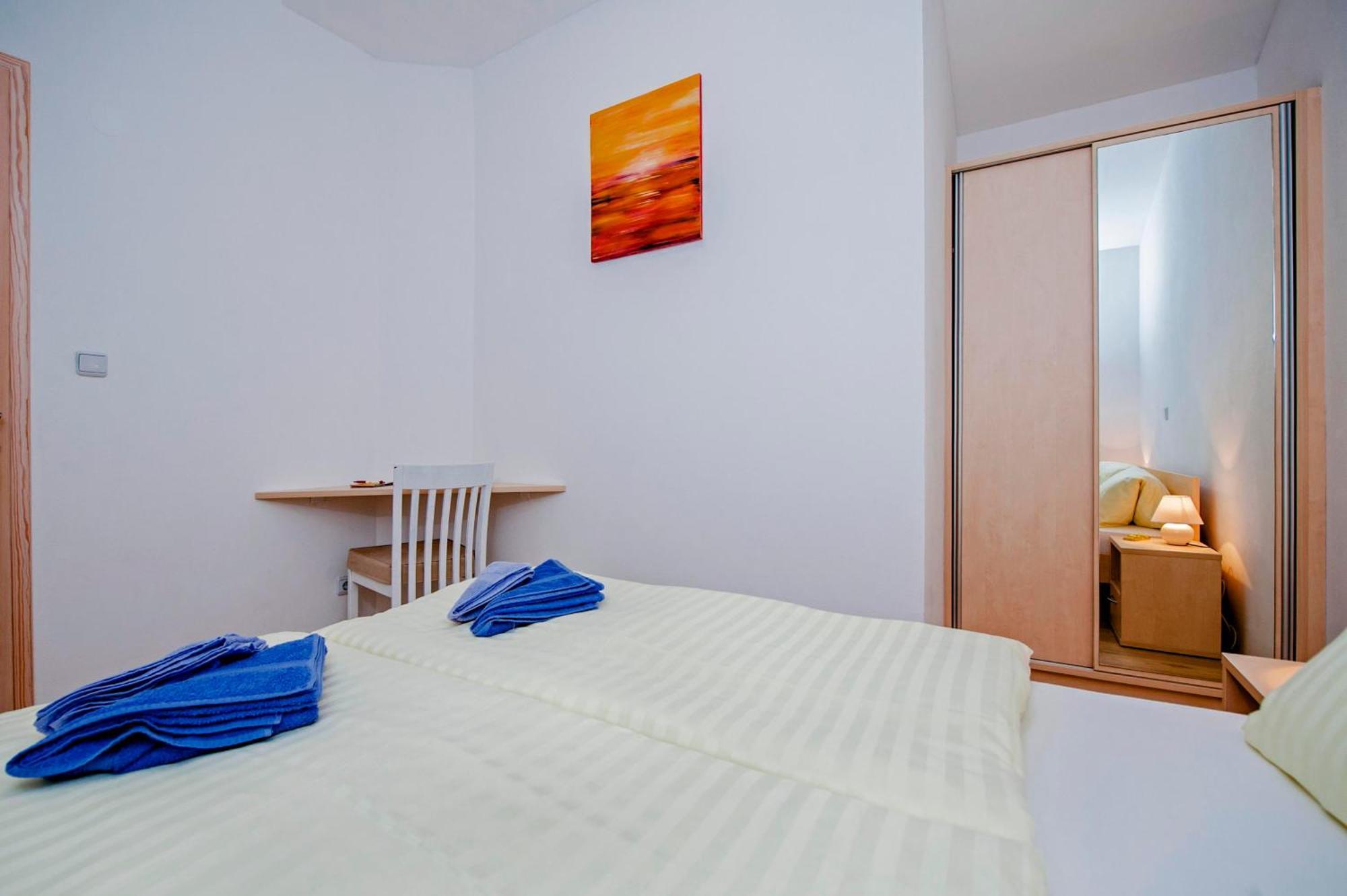 Marko Apartmani Rovigno Esterno foto