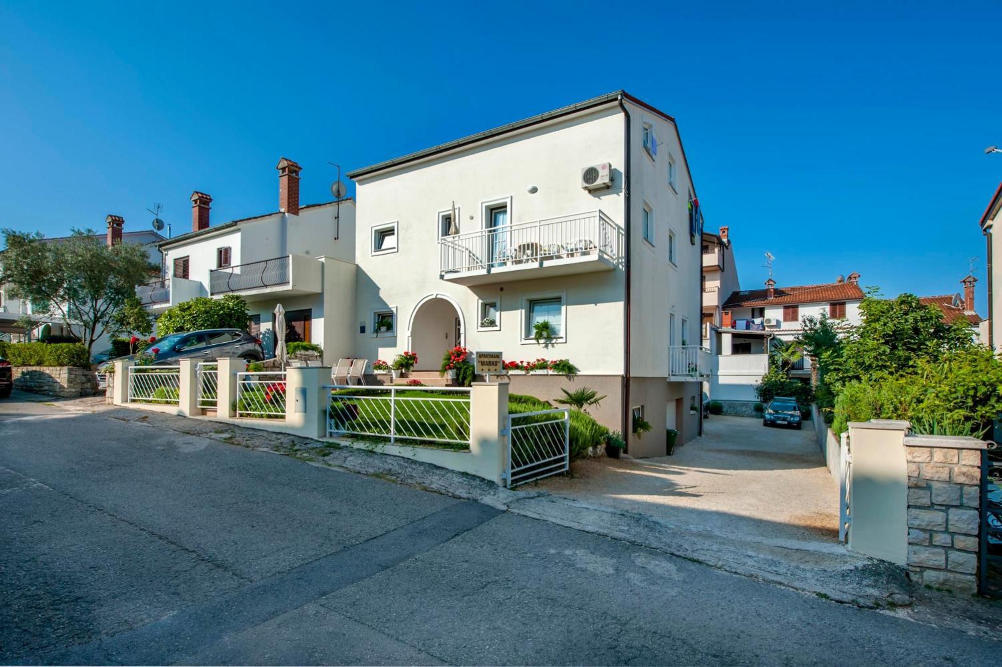 Marko Apartmani Rovigno Esterno foto