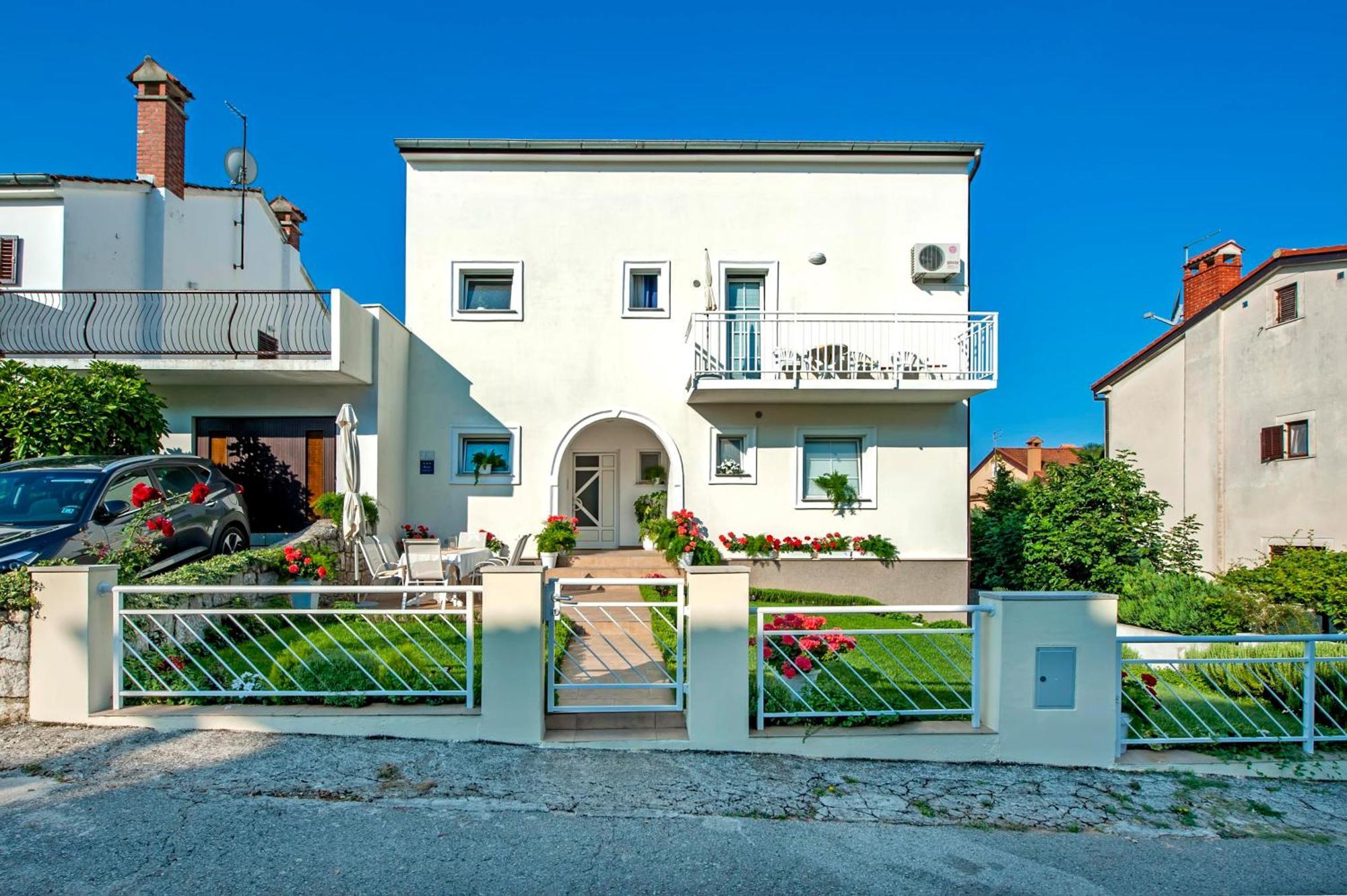 Marko Apartmani Rovigno Esterno foto
