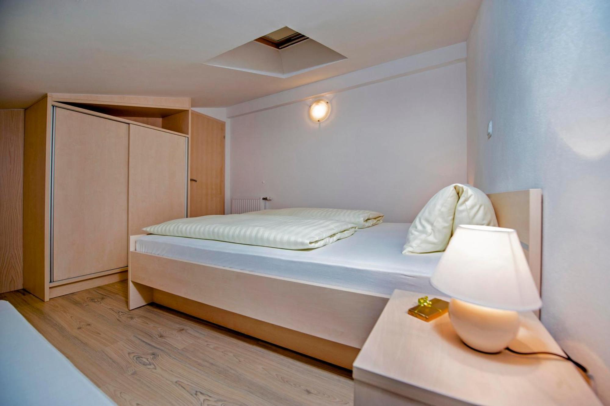 Marko Apartmani Rovigno Esterno foto