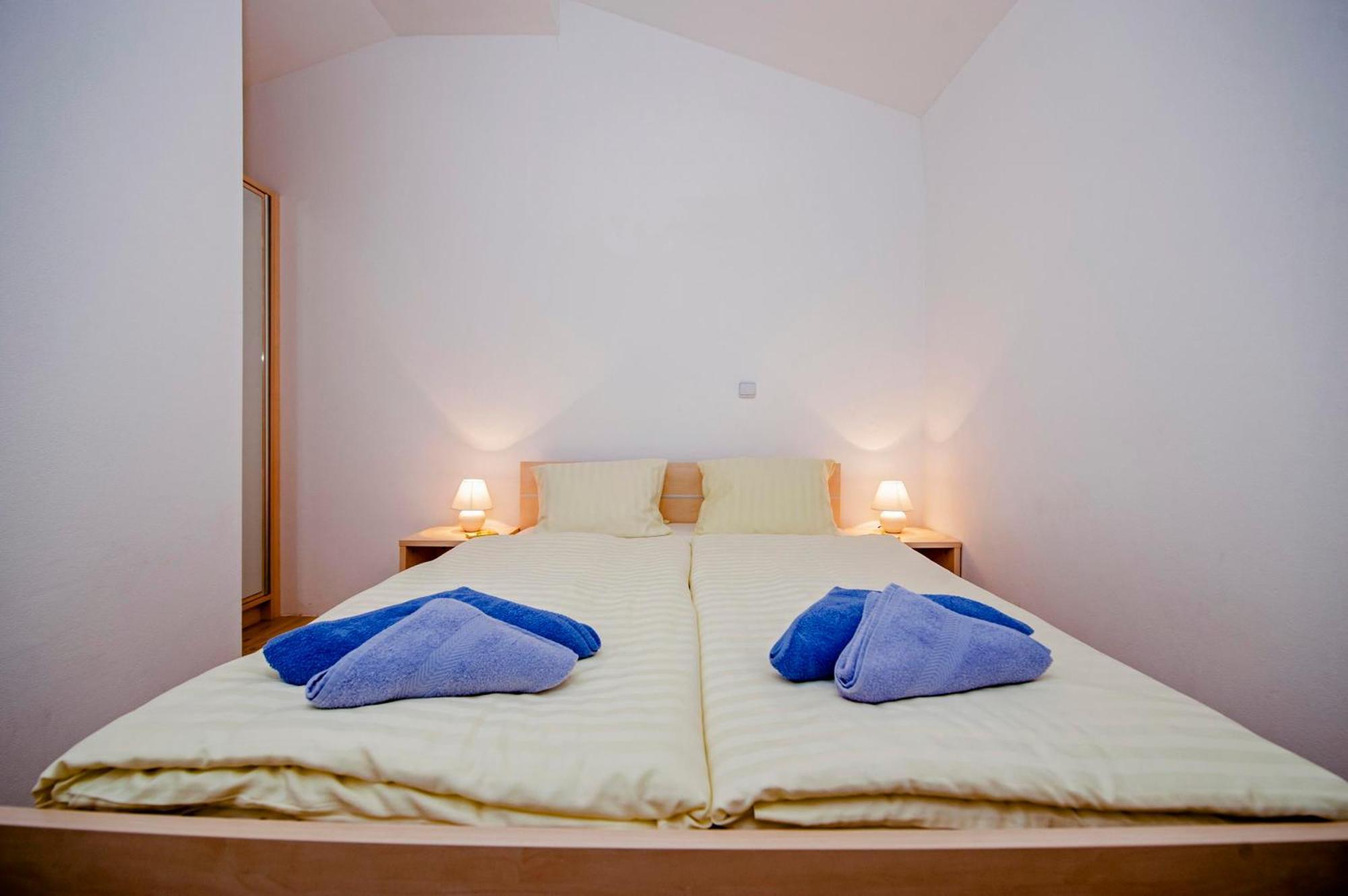 Marko Apartmani Rovigno Esterno foto