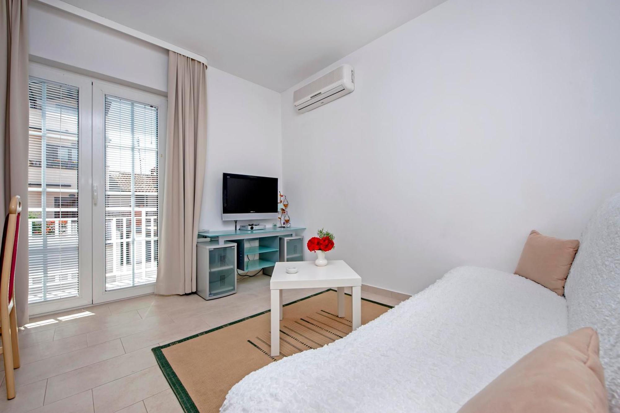 Marko Apartmani Rovigno Camera foto